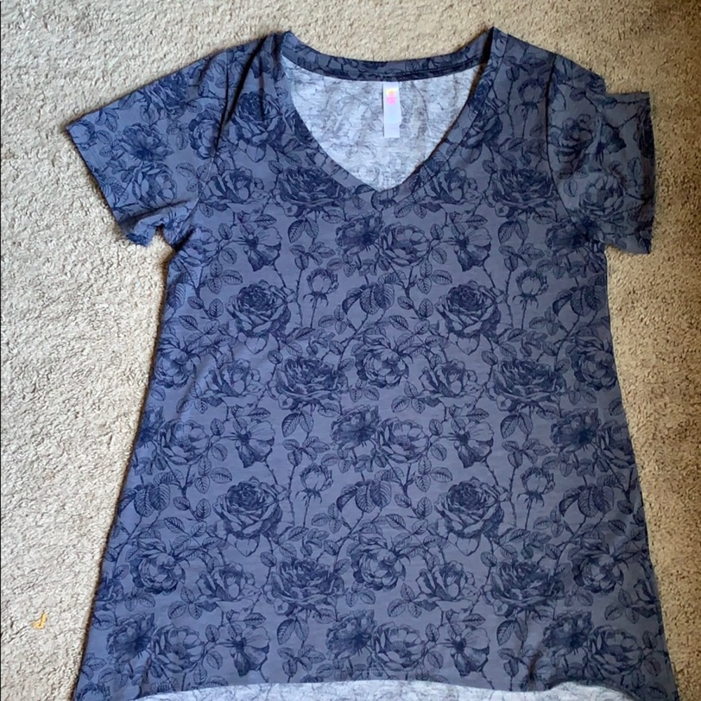 Lularoe Christy T-Shirt